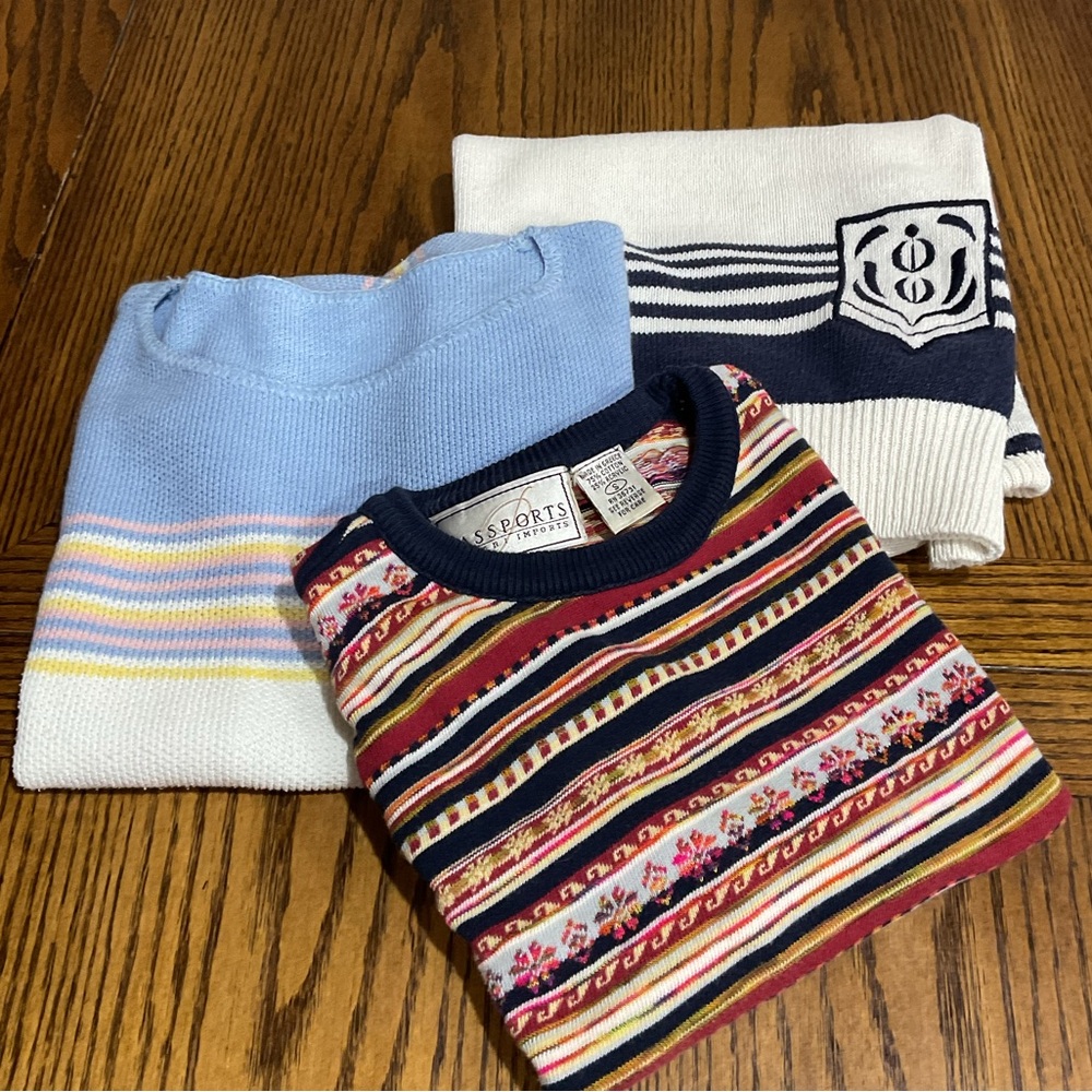 3 short sleeve sweaters S